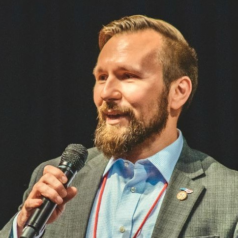 Headshot of Albert Hopping